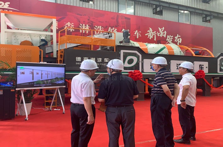 快盈VIII淋洗车客户来访 快盈VIII淋洗车客户来访