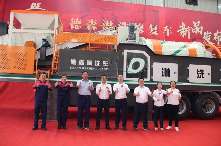 快盈VIII淋洗车合影 快盈VIII淋洗车合影