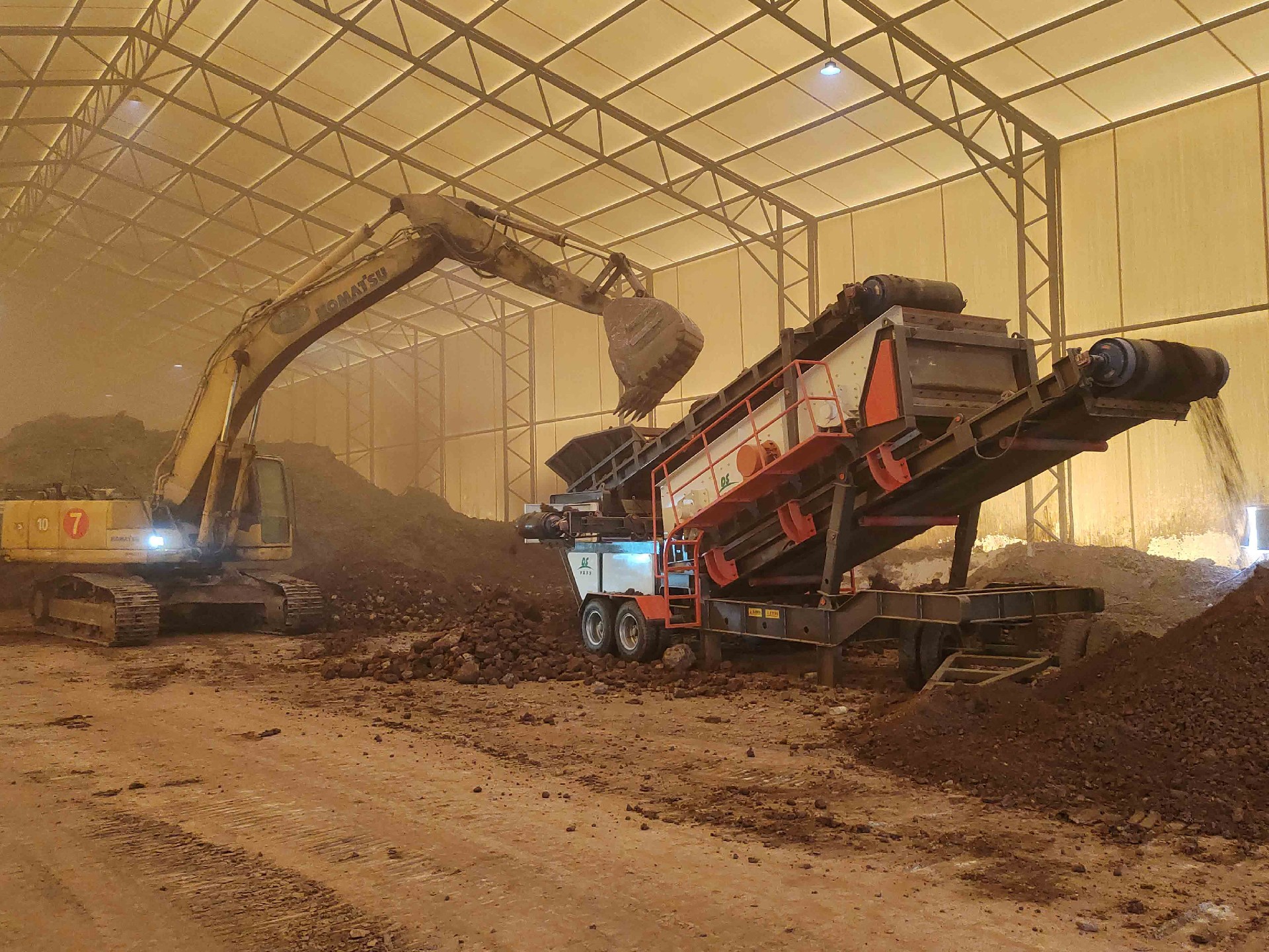 重庆移动筛分车处理现场